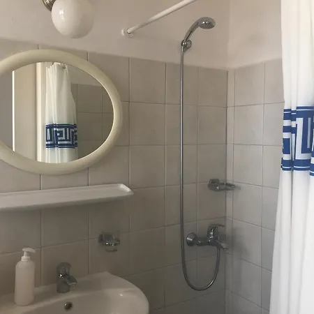 Anna's * Piso Livadi