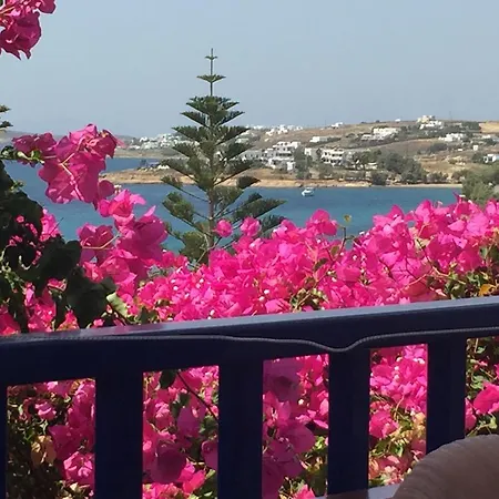 Anna's Apartment Piso Livadi