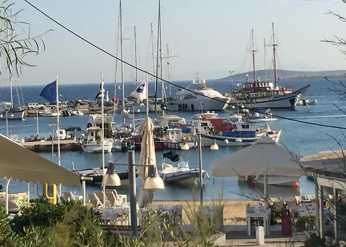 Anna's * Piso Livadi